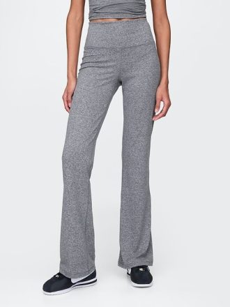GapFit – Glatte, hochgeschnittene Jersey-Leggings mit Schlag