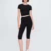 GapFit – Glatte, kurze Leggings mit hohem Bund GapFit – Glatte, kurze Leggings mit hohem Bund