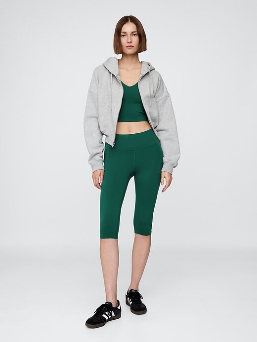 GapFit – Glatte, kurze Leggings mit hohem Bund GapFit – Glatte, kurze Leggings mit hohem Bund