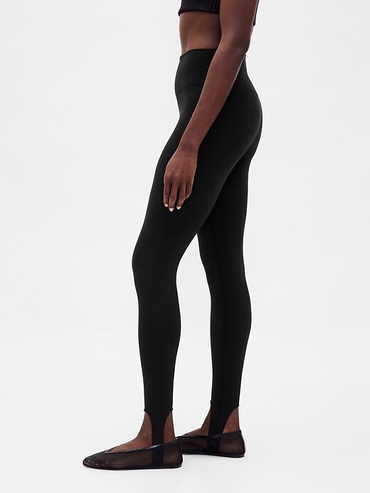 GapFit – Glatte Leggings mit hohem Bund und Steg GapFit – Glatte Leggings mit hohem Bund und Steg