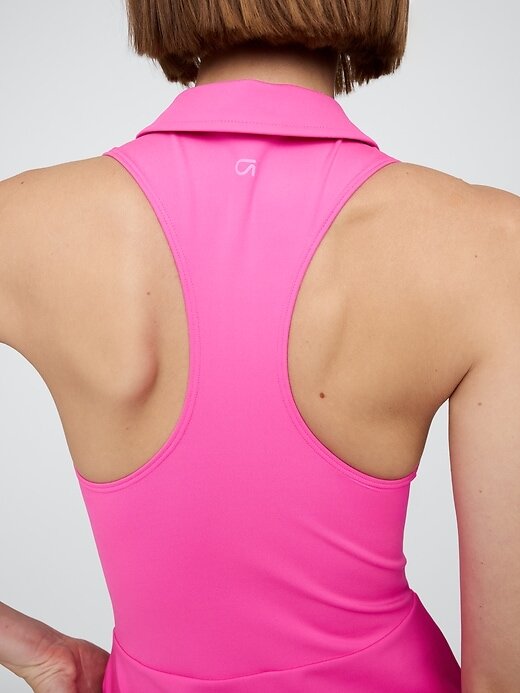 GapFit Power-Polokleid mit Reißverschluss GapFit Power-Polokleid mit Reißverschluss