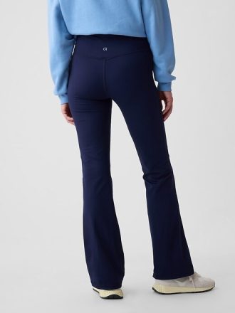 GapFit – Sky – Hoch geschnittene Power-Flare-Leggings