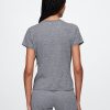 GapFit T-Shirt aus glattem Jersey GapFit T-Shirt aus glattem Jersey