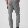 GapFit Tech Slim Jogginghose GapFit Tech Slim Jogginghose