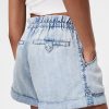 GapStudio – Bequeme Jeansshorts mit hohem Bund und drapiertem Schnitt GapStudio – Bequeme Jeansshorts mit hohem Bund und drapiertem Schnitt