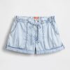 GapStudio – Bequeme Jeansshorts mit hohem Bund und drapiertem Schnitt GapStudio – Bequeme Jeansshorts mit hohem Bund und drapiertem Schnitt