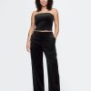 Gerade geschnittene Samthose mit hohem Bund Gerade geschnittene Samthose mit hohem Bund