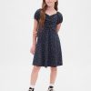 Geripptes Kleid mit Rüschen für Kinder Geripptes Kleid mit Rüschen für Kinder