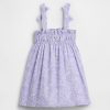Gesmoktes Kleid mit Schleifenträgern für Babys und Kleinkinder