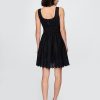 Gesmoktes Minikleid aus Leinenmischung Gesmoktes Minikleid aus Leinenmischung