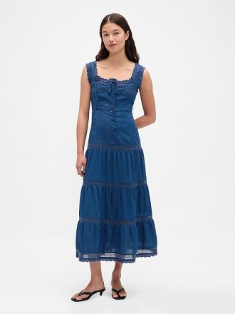 Gestuftes Maxikleid mit Spitzenbesatz