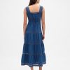 Gestuftes Maxikleid mit Spitzenbesatz