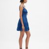Gestuftes Minikleid mit Spitzenbesatz