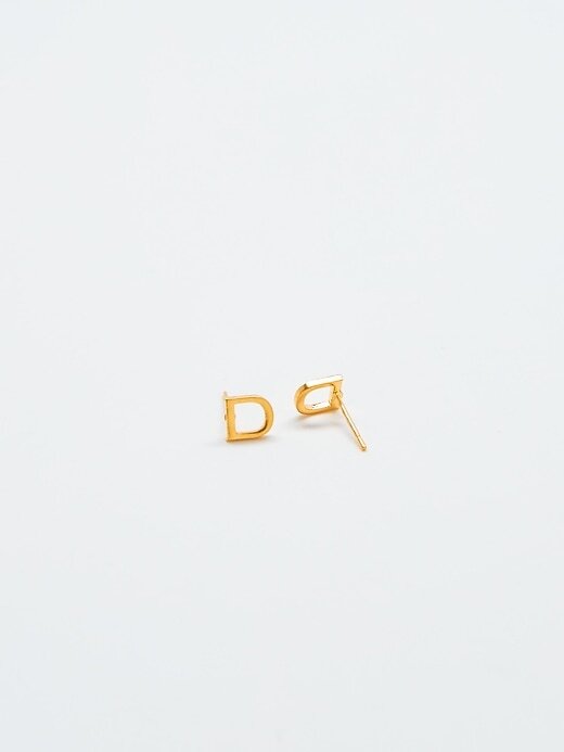 Goldene Initialen-Ohrringe Goldene Initialen-Ohrringe