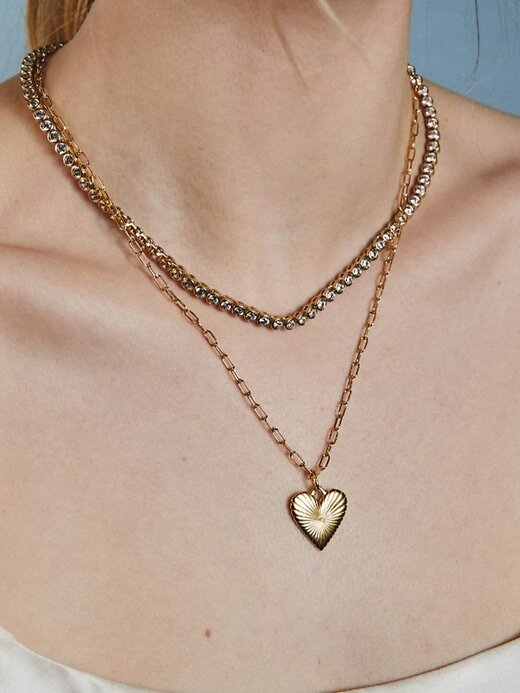 HART Kleine gerippte Herzkette aus Gold HART Kleine gerippte Herzkette aus Gold