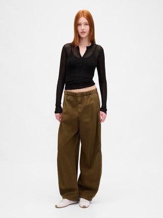 Henley-Pullover mit transparentem Rippenmuster