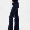 High Rise Schlagjeans im 70er-Jahre-Stil High Rise Schlagjeans im 70er-Jahre-Stil