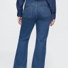 High Rise Schlagjeans im 70er-Jahre-Stil High Rise Schlagjeans im 70er-Jahre-Stil