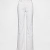 High Rise Schlagjeans im 70er-Jahre-Stil High Rise Schlagjeans im 70er-Jahre-Stil