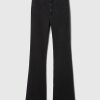 High Rise Schlagjeans im 70er-Jahre-Stil High Rise Schlagjeans im 70er-Jahre-Stil