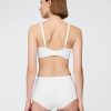 High Rise Shorty aus Bio-Stretch-Baumwolle High Rise Shorty aus Bio-Stretch-Baumwolle