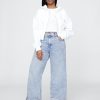 High Rise Stride Jeans mit weitem Bein und Umschlag High Rise Stride Jeans mit weitem Bein und Umschlag