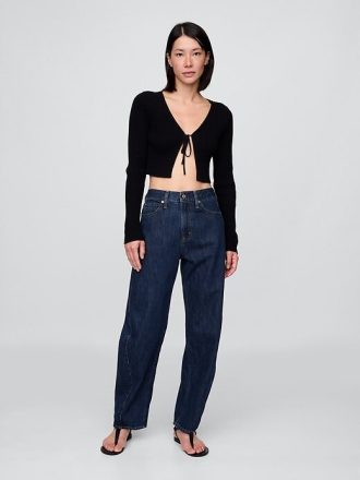 Hoch geschnittene Barrel-Jeans