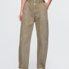 Hoch geschnittene Barrel-Jeans