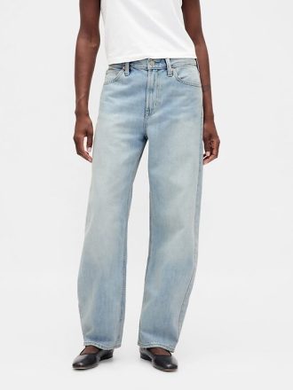 Hoch geschnittene Barrel-Jeans