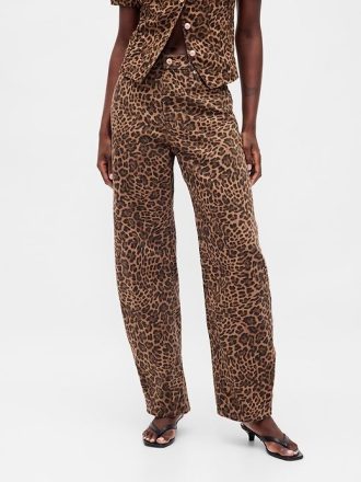 Hoch geschnittene Barrel-Jeans