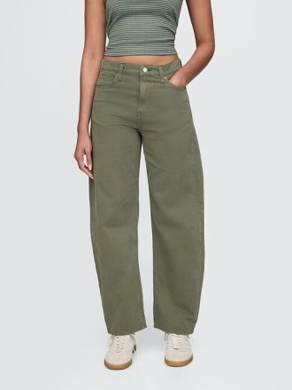 Hoch geschnittene Barrel-Jeans