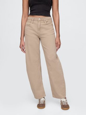 Hoch geschnittene Barrel-Jeans