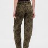 Hoch geschnittene Barrel-Jeans
