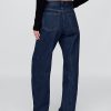 Hoch geschnittene Barrel-Jeans