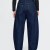 Hoch geschnittene Barrel-Jeans