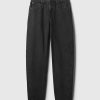 Hoch geschnittene Barrel-Jeans