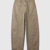 Hoch geschnittene Barrel-Jeans