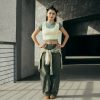 Hoch geschnittene Barrel-Jeans