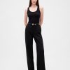 Hoch geschnittene Doppelstrickhose mit weitem Bein Hoch geschnittene Doppelstrickhose mit weitem Bein