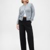 Hoch geschnittene Doppelstrickhose mit weitem Bein Hoch geschnittene Doppelstrickhose mit weitem Bein