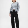 Hoch geschnittene Doppelstrickhose mit weitem Bein Hoch geschnittene Doppelstrickhose mit weitem Bein