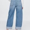 Hoch sitzende Barrel-Jeans mit Bündchen Hoch sitzende Barrel-Jeans mit Bündchen