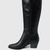 Hohe Stiefel aus veganem Leder mit Absatz Hohe Stiefel aus veganem Leder mit Absatz