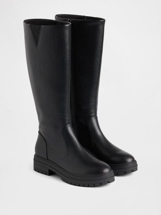 Hohe Stiefel aus veganem Leder mit Profilsohle