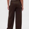 Hose mit mittelhohem Bund und doppelter Taille Hose mit mittelhohem Bund und doppelter Taille