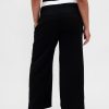 Hose mit mittelhohem Bund und doppelter Taille Hose mit mittelhohem Bund und doppelter Taille
