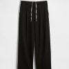 Hose mit mittelhohem Bund und doppelter Taille Hose mit mittelhohem Bund und doppelter Taille