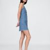 Jeans-Minikleid mit V-Ausschnitt Jeans-Minikleid mit V-Ausschnitt