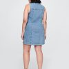 Jeans-Minikleid mit V-Ausschnitt Jeans-Minikleid mit V-Ausschnitt
