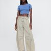 Jeans mit hohem Bund und Hufeisendesign Jeans mit hohem Bund und Hufeisendesign